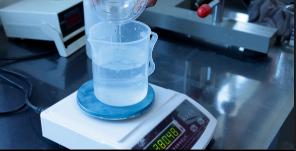 Expérience avec le mastic Kingmax